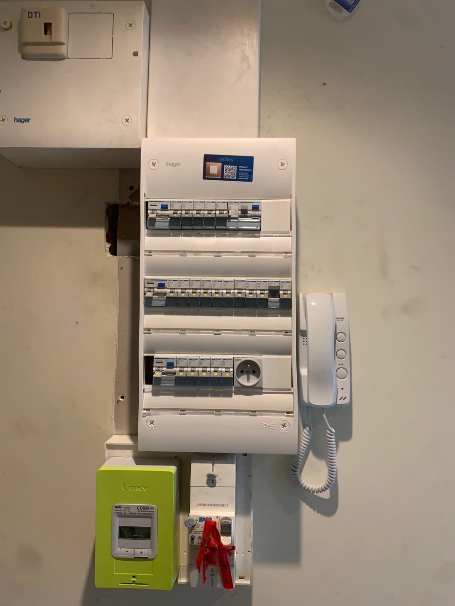 Installation tableau électrique Lille - Hager - Dovolta